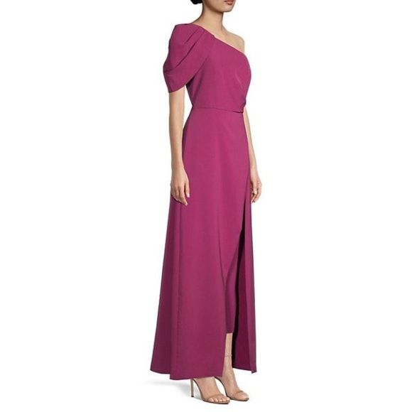 Kay Unger
Stretch Crepe Bijou Jumpsuit - Picture 1 of 9